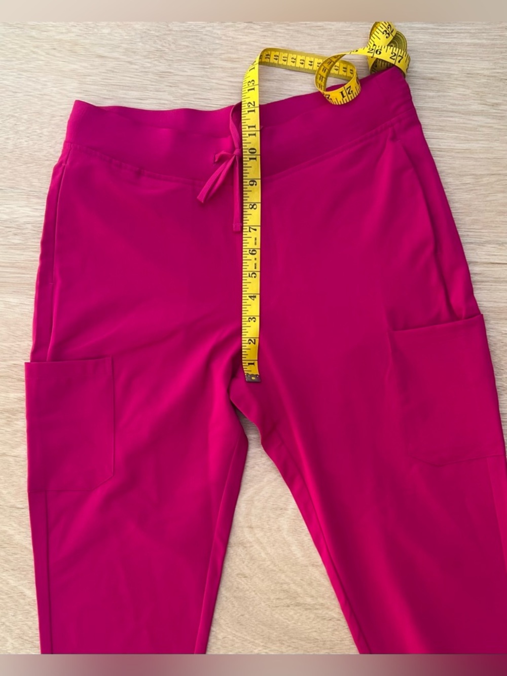 Mandala Vibrant Raspberry Pink Utility Jogger Scrubs Pockets NWT Workwear Active - Picture 9 of 13